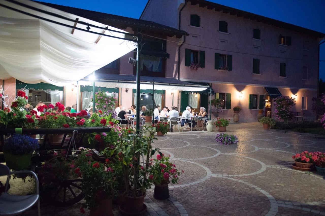 Osteria Alla Pasina Dosson Exterior photo